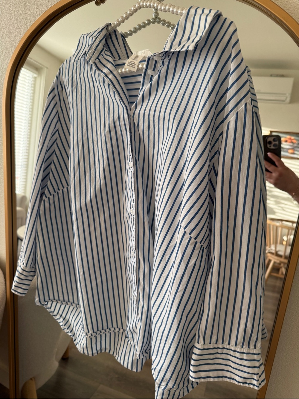 H&M White and Blue Vertical Stripe Casual Button-Down Shirt